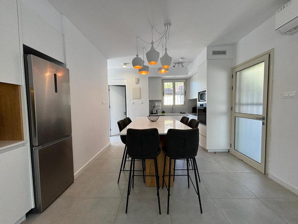 Villa Marina Sea-View Private Pool Пея Екстериор снимка